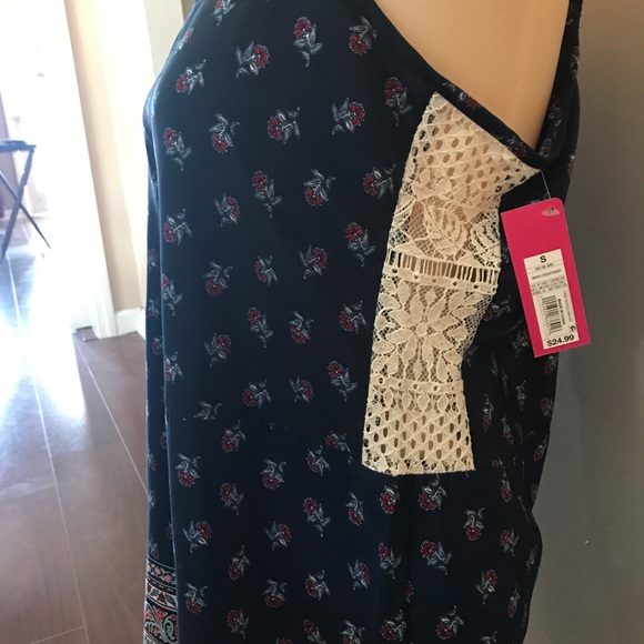 Adorable Navy, Red & White Romper- Size Small - Picture 4 of 7